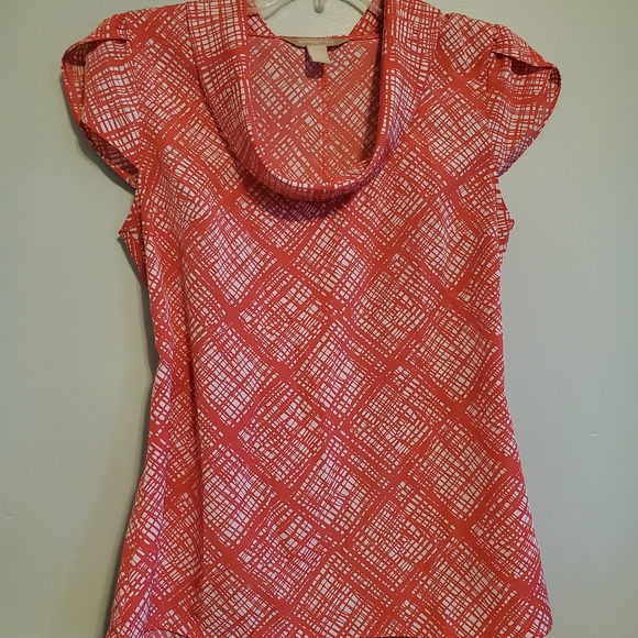 Banana Republic Red and White Patterned Blouse - Picture 1 of 3